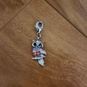 🔮 Pair charms for $8 🔮 Owl charm